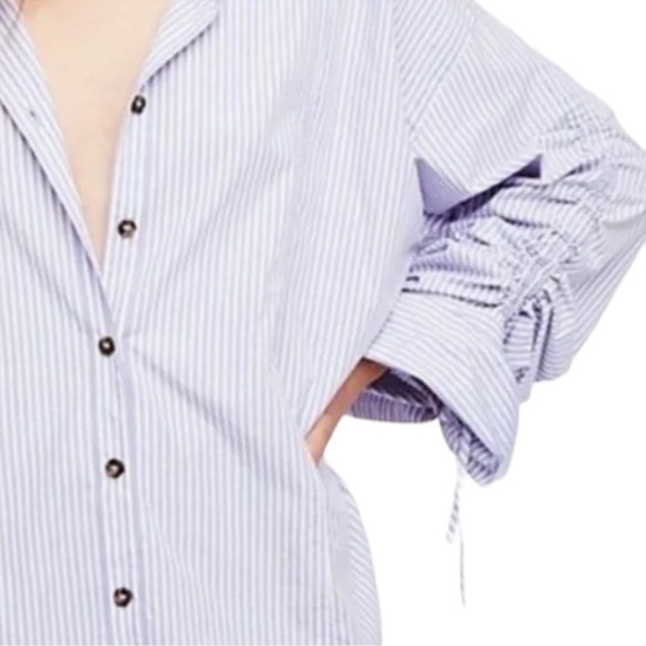 Free People It's A Cinch Button Down Striped Shirt White Blue Medium - Picture 4 of 12